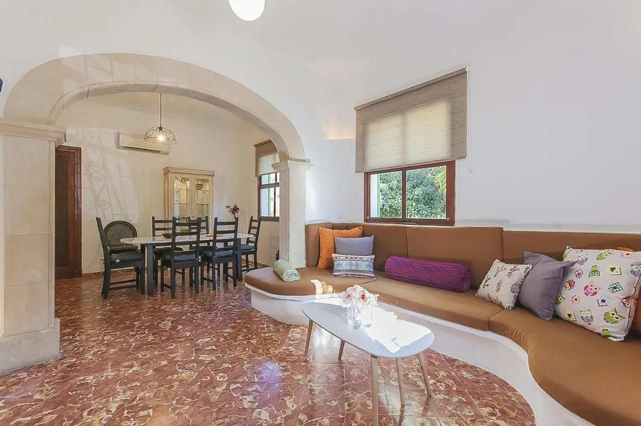 Villa Mª Antoinette Portals Nous  Portals Nous (Mallorca)